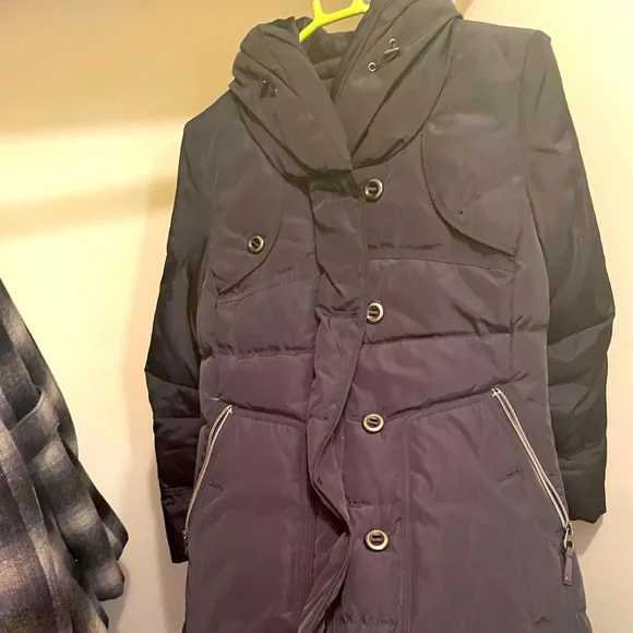 parka - Picture 1 of 5